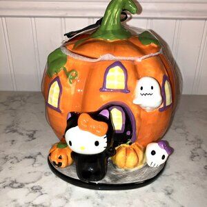 NWT Hello Kitty x Blue Sky Clayworks Halloween Pumpkin House Ceramic Cookie Jar
